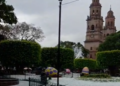 Tromba y granizo sorprenden en Morelia, Michoacán