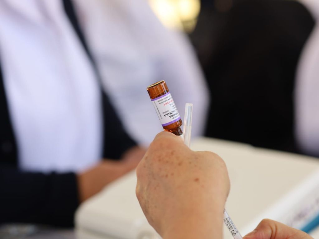 Casos sospechosos de sarampión en Oaxaca y prevención en Michoacán