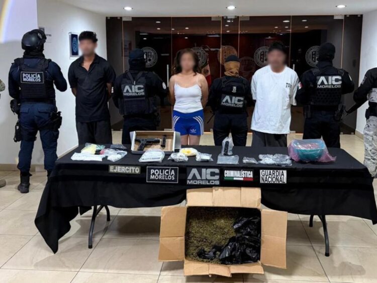 Cateo en Cuernavaca deja a agente herido y tres personas aseguradas