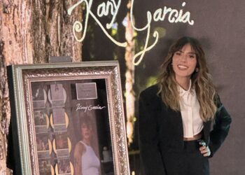 La cantautora Kany García promociona su concierto en México, donde interpretará temas de su álbum Puertas abiertas.