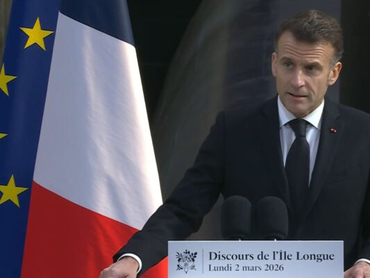Discurso del presidente francés Emmanuel Macron sobre el poderío nuclear de su país