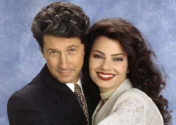 Fran Fine y el señor Sheffield se reencuentran en el estreno de un musical. | AMEXI/FOTO: RRSS