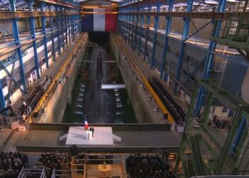 Francia anunció que producirá más ojivas nucleares, como medida de disuasión ante la inestabilidad mundial.