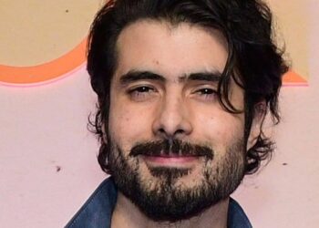 José Ángel Bichir sale del hospital y dio sus primeras declaraciones tras caer de un tercer piso en la CDMX. | AMEXI/FOTO: RRSS