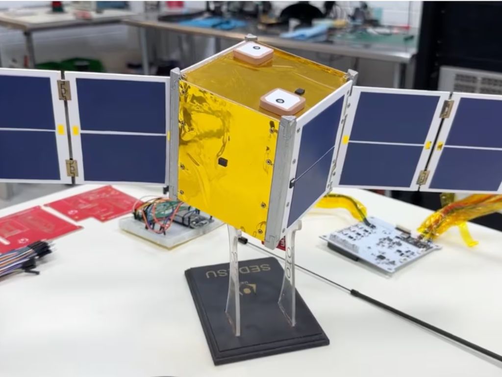 K’OTO, el satélite creado por universitarios mexicanos