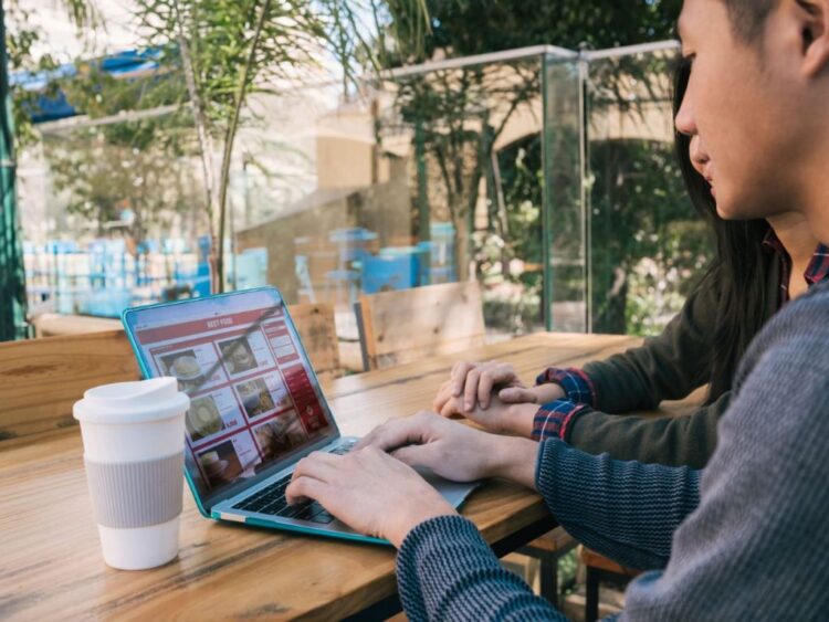 Masiva llegada de nómadas digitales por el Mundial de fútbol