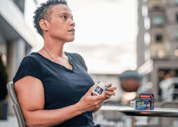 Percibe discriminación al expresar dolor 61% de mujeres México.