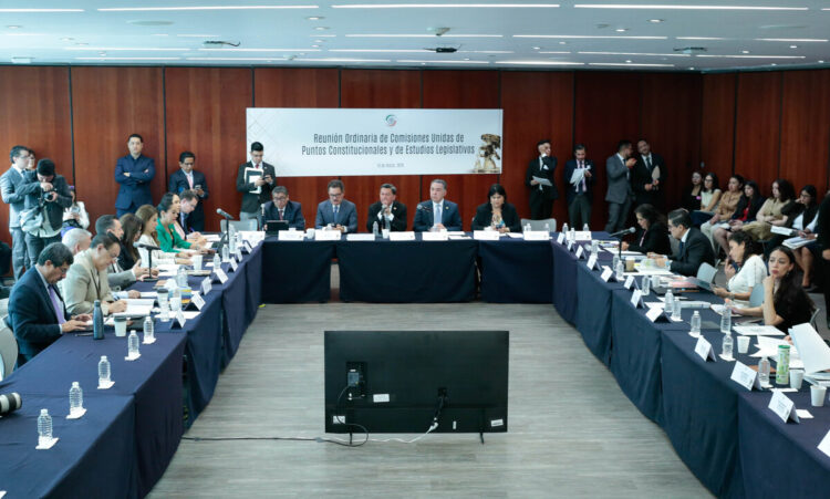 Senado discutirá este miércoles reforma sobre pensiones en el sector público