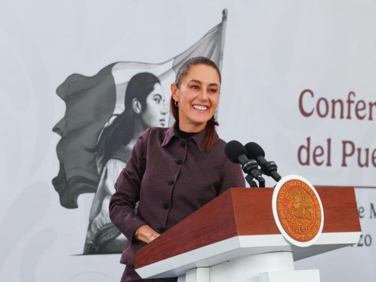 Sheinbaum acusa campaña de “fake news” sobre supuesta enfermedad de AMLO