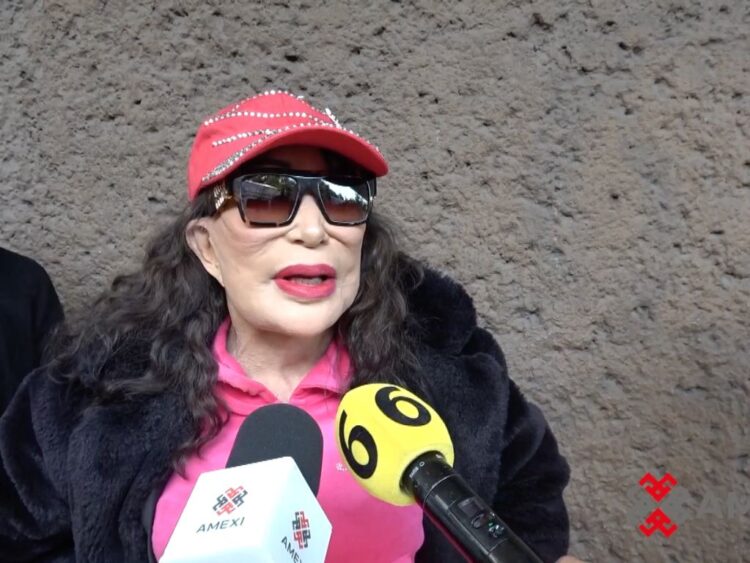 Lyn May habla con medios sobre su bioserie en Netflix y comparte detalles sobre su vida, carrera y polémicas.