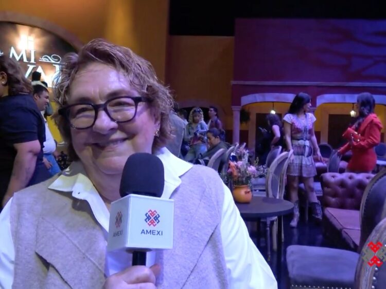 Carmen Armendáriz habla sobre la producción de la telenovela “Mi Rival” durante su presentación ante medios.