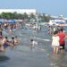 Turistas en playas de Veracruz en fin de semana largo. AMEXI Foto Especial