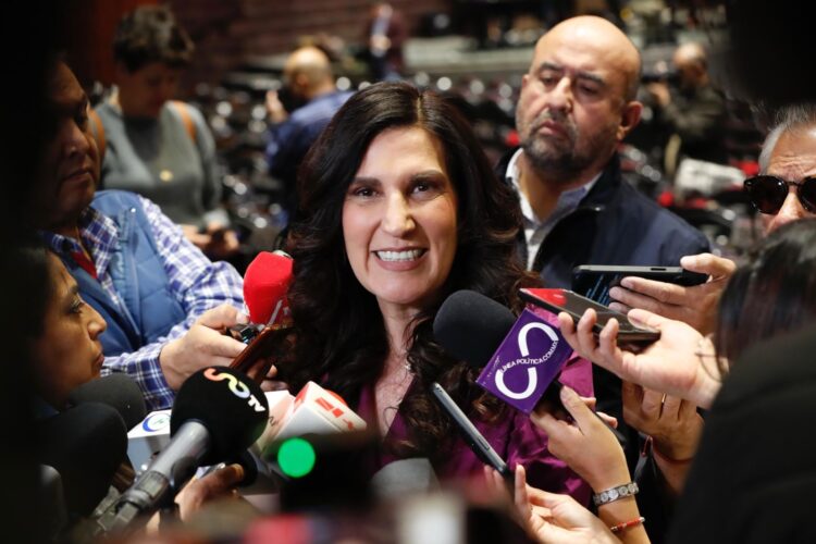 No habrá fast track a reforma electoral: Kenia López