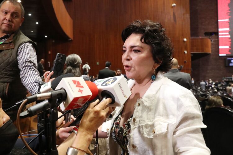 MC adelanta voto a favor de reforma contra "pensiones doradas"