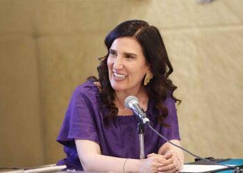 Kenia López lamenta que Plan B elimine principio de paridad