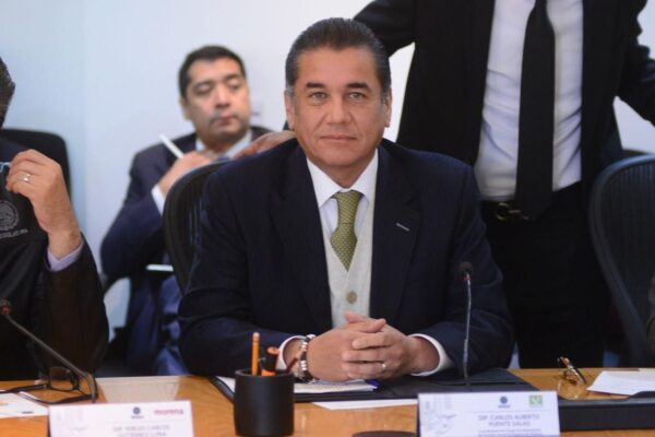 Líder de los diputados del Verde Ecologista, Carlos Puente