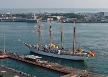 Llega a Veracruz el buque escuela español “Juan Sebastián de Elcano”