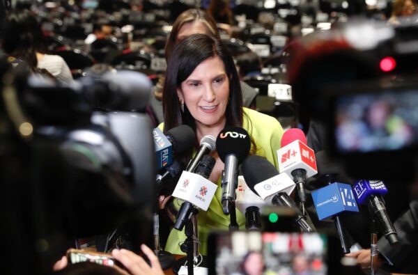 Presidenta de la Mesa Directiva de la Cámara de Diputados, Kenia López