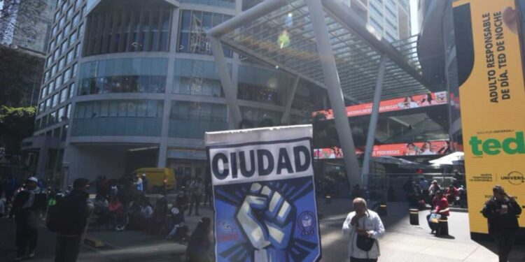 Maestros de la CNTE cierran este viernes jornada de manifestaciones en la CDMX
