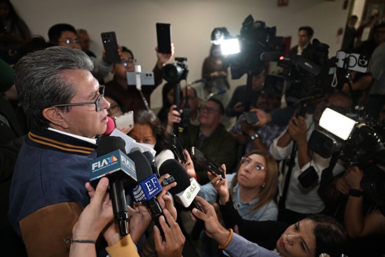 Comisiones en San Lázaro avalaran este martes dictamen de reforma electoral. Los convocaron a una reunión extraordinaria.