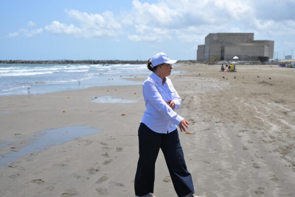 se realizan esfuerzos para retirar las manchas del hidrocarburo para recibir a los turistas que decidan viajar a Veracruz