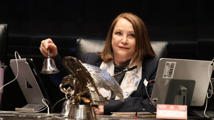 El Senado recibió la iniciativa de reforma constituciona en la cual se busca imponer hasta 70 años de prisión a quien cometa feminicidio.