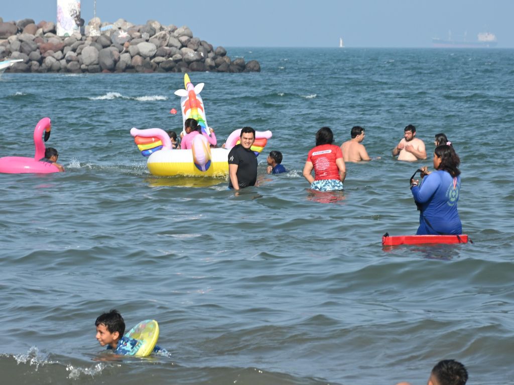 Turistas en Veracruz por fin de semana largo. AMEXI /Foto: Especial