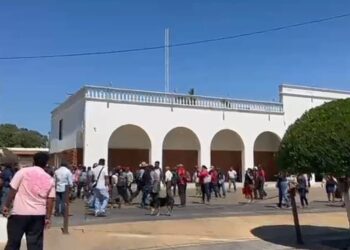 Agencia de Xhibixhuyu toma policía en Ixtaltepec