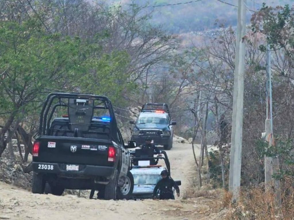 Agentes en la zona del enfrentamiento armado en Tuxtla Gutiérrez.