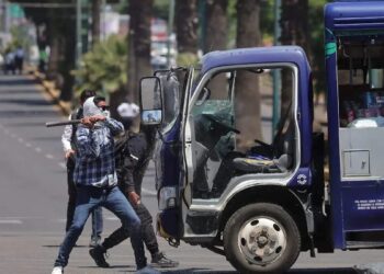 Comuneros protestan en Morelia por hechos de Arantepacua en 2017