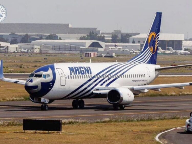 Avión de Magnicharters. AMEXI Foto Magnicharters
