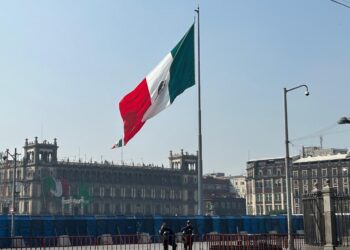 Economía mexicana cae 0.8% en primer trimestre de 2026, peor de lo esperado