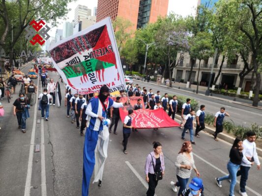 La huelga nacional de la CNTE, podría coincidir con las acciones de los padres y madres de los 43 estudiantes de Ayotzinapa en el marco del Mundial 2026