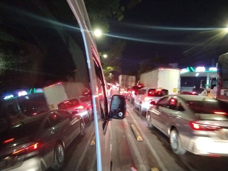Tráfico intenso en la México-Querétaro y Periférico Norte provoca retrasos de hasta 2 horas este jueves en el Valle de México. | AMEXI/FOTO: RRSS