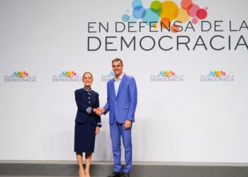 Claudia Sheinbaum y Pedro Sánchez. Acercamiento México España.