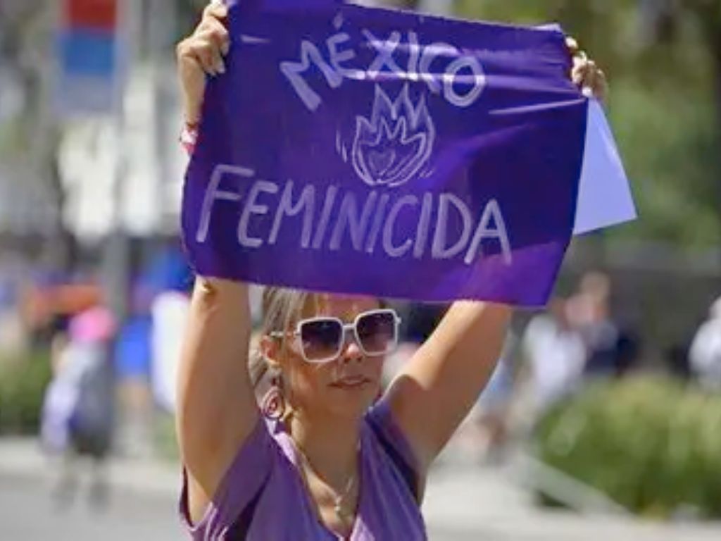 Colectivos feministas desarrollaron redes de difusión que visibilizan desapariciones y feminicidios, e impulsando exigencias de justicia.