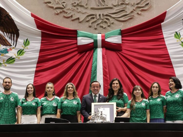 Diputados reconocen a Mikel Arriola (FMF) por organizar el Mundial