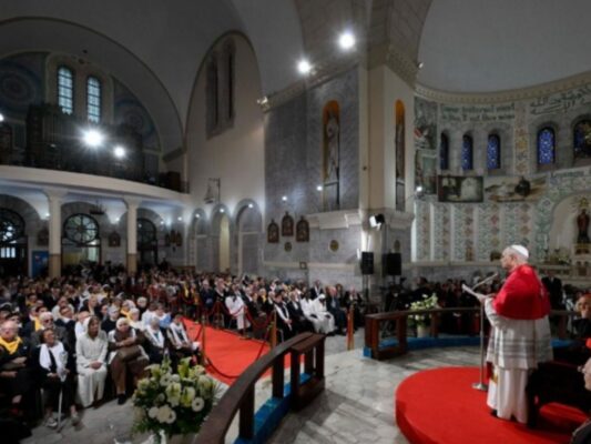 EL Papa León XIV en la Basílica de Nuestra Señora de África en Argel.