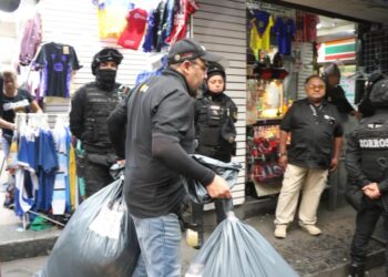Golpe a la piratería en el Centro de la CDMX