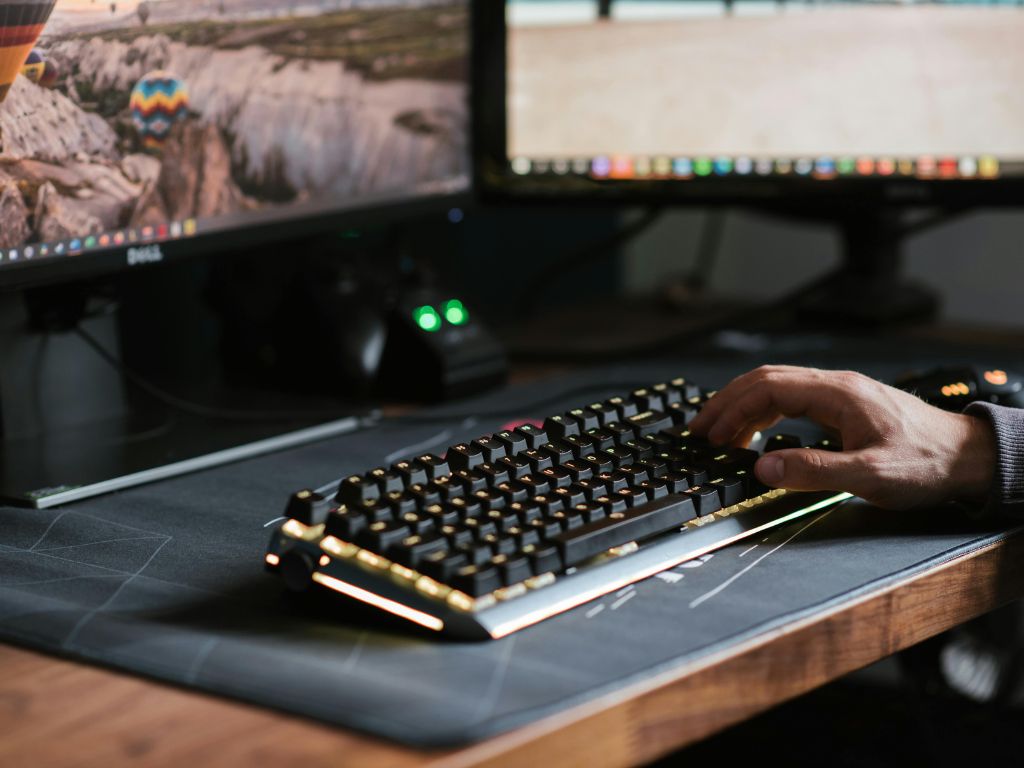 Inteligencia artificial para modificar imágenes de mujeres