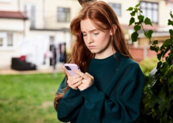 Inteligencia artificial para modificar imágenes de mujeres