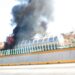 Incendio de una pipa de combustible en la autopista México-Puebla