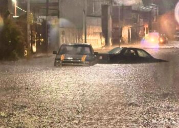 El gobierno invertira 11 mil 972 millones de pesos en obras hidráulicas en el país Inundación en Oaxaca.