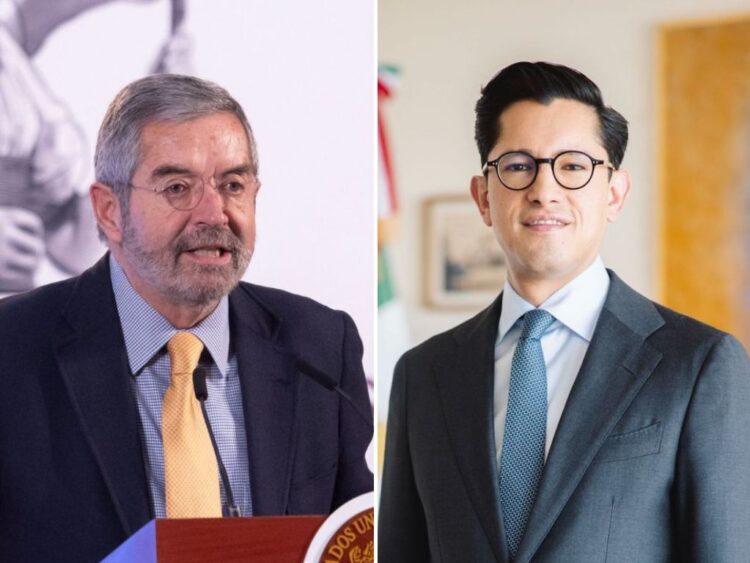 Juan Ramón de la Fuente, canciller, y Roberto Velasco, subsecretario de la SRE. AMEXI Foto Especial