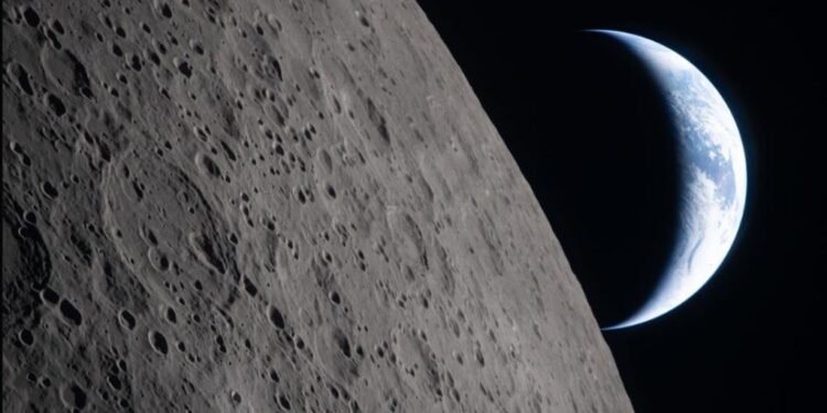 La Tierra en forma de media luna