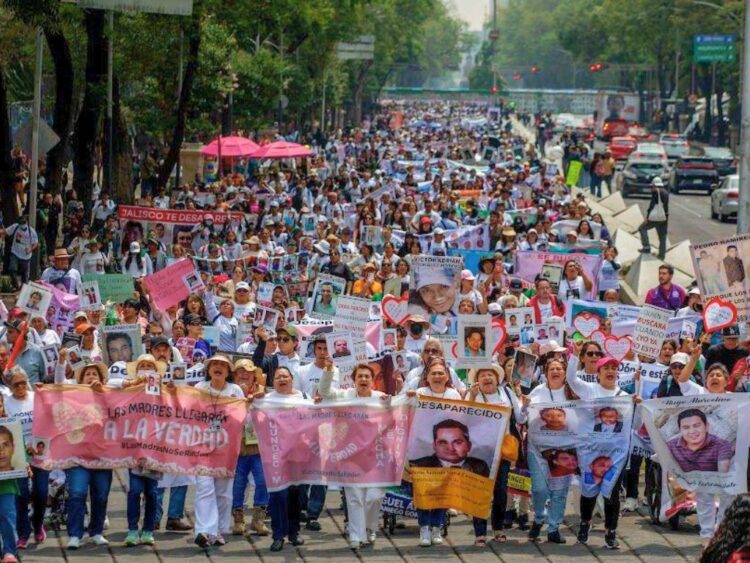 La búsqueda de personas desaparecidas y las movilizaciones sociales son eje central de presión sobre el sistema de justicia en México.