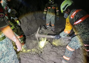 Labores en la mina Santa Fe, len Sinaloa. AMEXI Foto Coordinación Nacional de Protección Civil