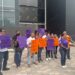 Protesta del Sindicato de Telefonistas en Nuevo León para exigir justicia por Berenice Estrada, víctima de intento de feminicidio en Apodaca; manifestantes demandan la detención del agresor.