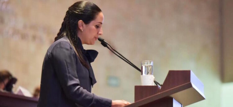 Gobierno de Oaxaca inhabilita por 20 años a exsecretaria de Movilidad