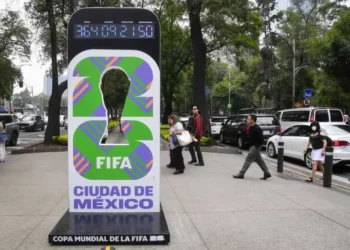 Legisladores piden a Sheinbaum abrir empleos para jóvenes para el Mundial 2026